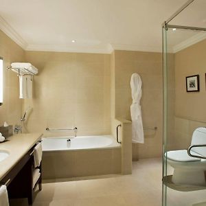 King Guest Room Accessible